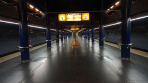 Metro Stodůlky stanice - nástupiště metra Praha